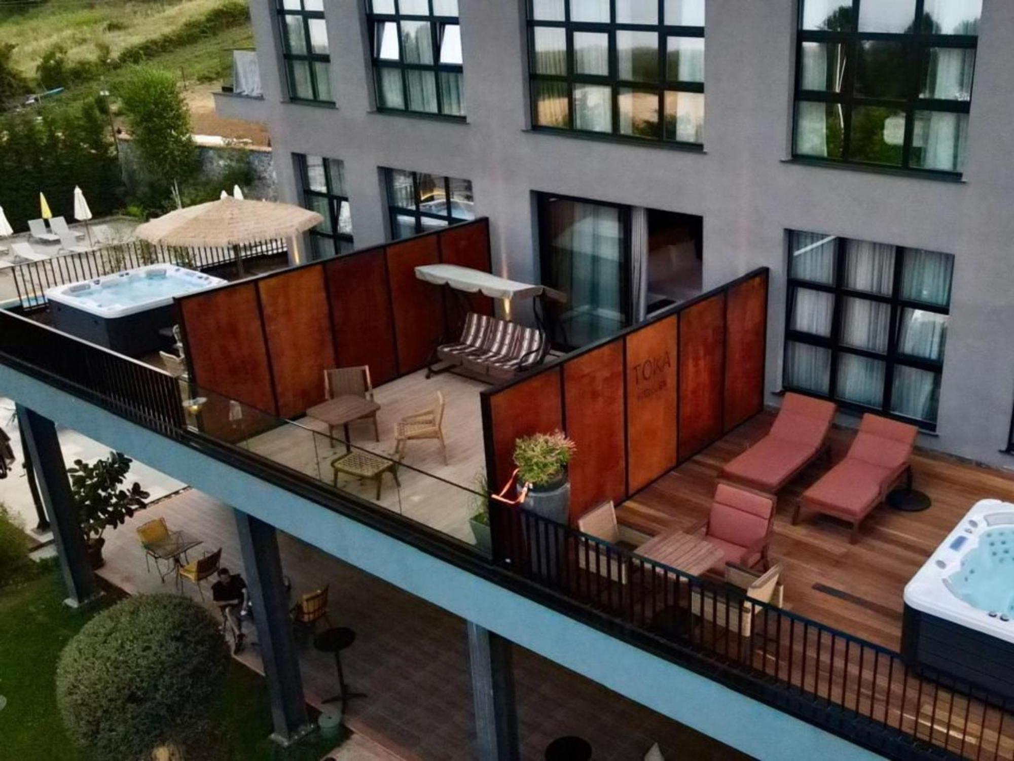 Toka Hotel Restaurant Udenisht Ngoại thất bức ảnh