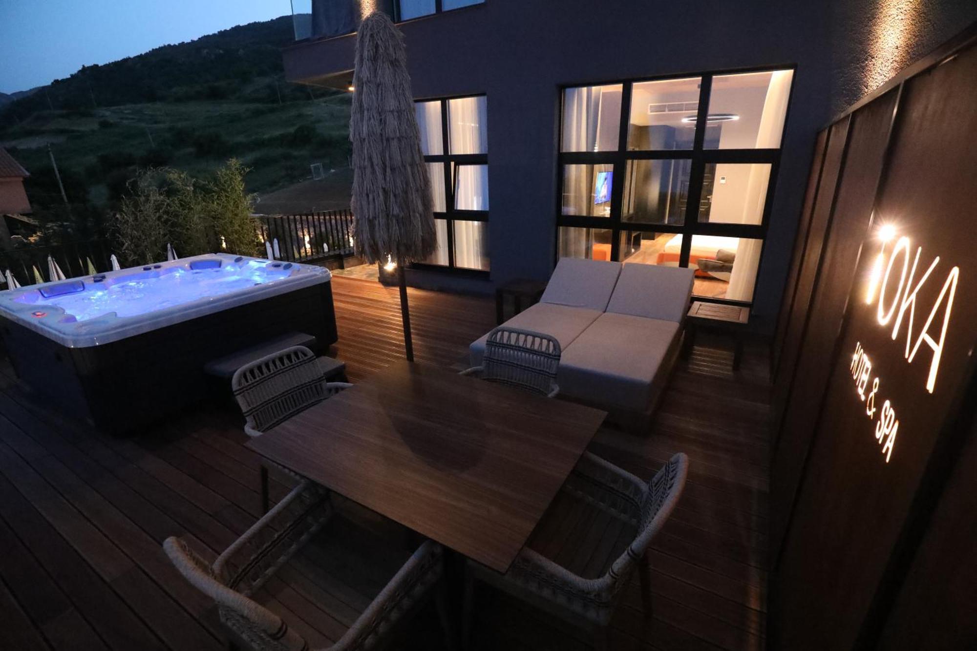 Toka Hotel Restaurant Udenisht Ngoại thất bức ảnh