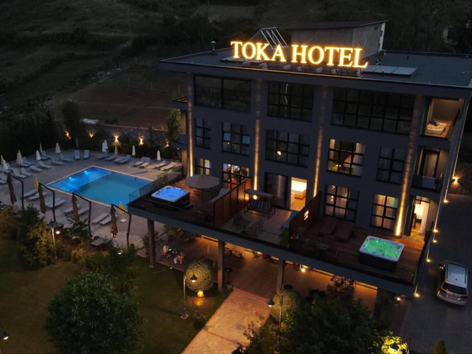 Toka Hotel Restaurant Udenisht Ngoại thất bức ảnh