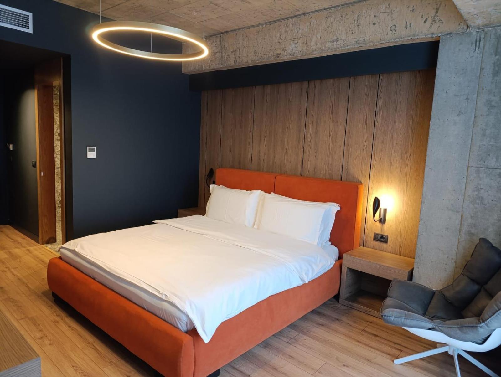 Toka Hotel Restaurant Udenisht Ngoại thất bức ảnh