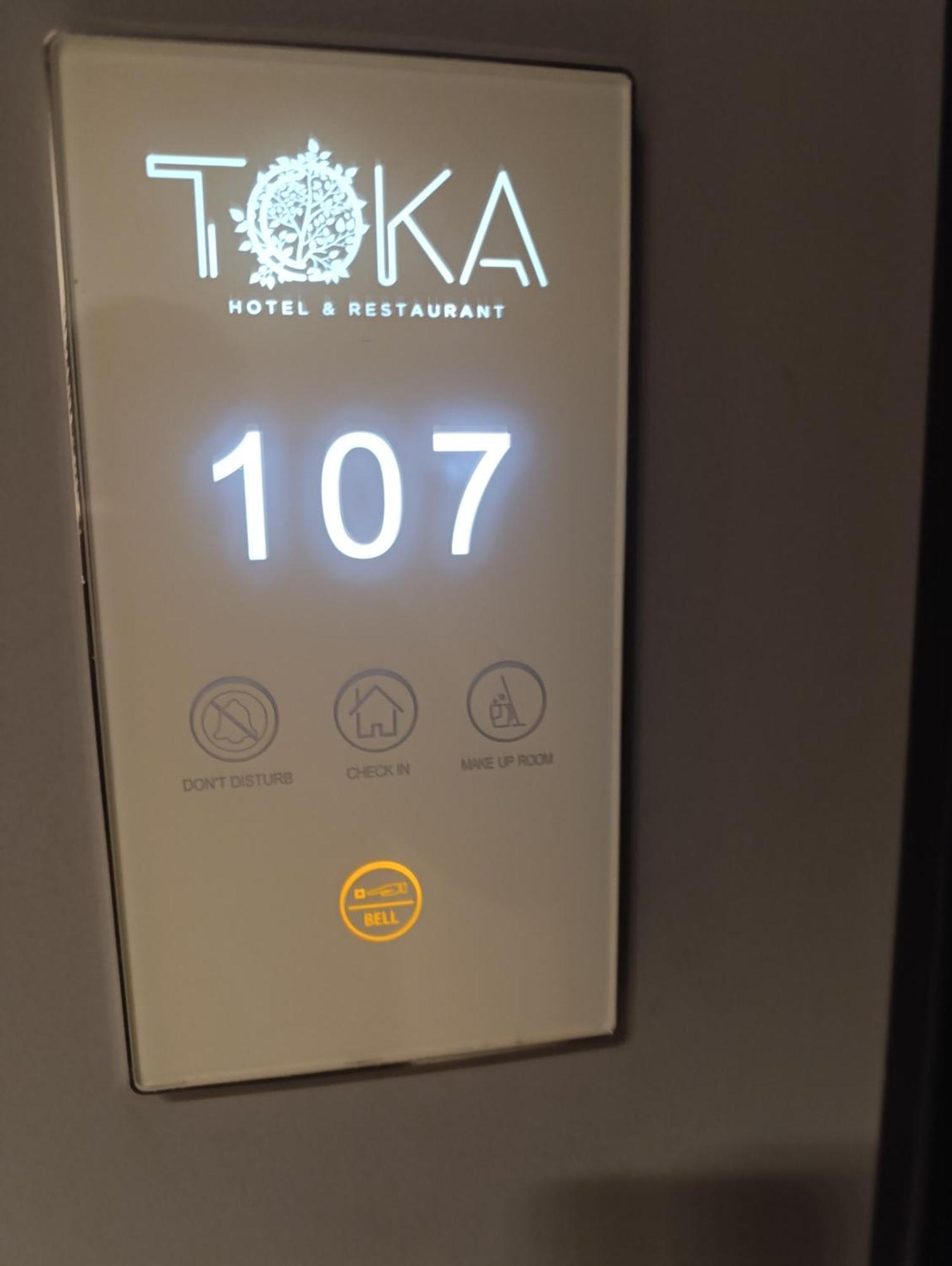 Toka Hotel Restaurant Udenisht Ngoại thất bức ảnh