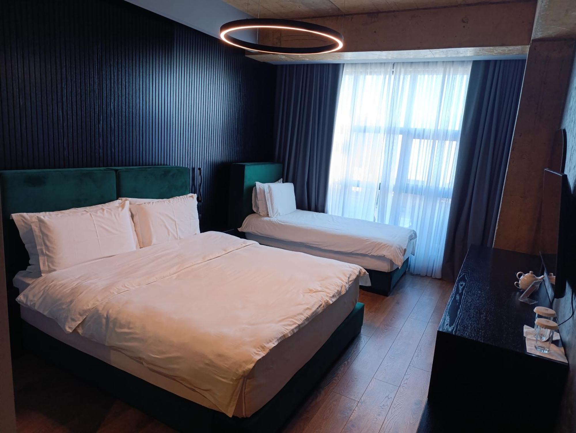 Toka Hotel Restaurant Udenisht Ngoại thất bức ảnh